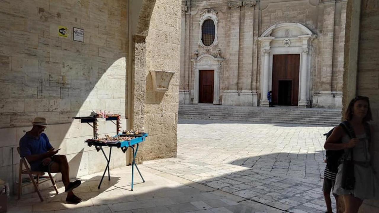 Gallery Art - Sea View Monopoli Exterior foto